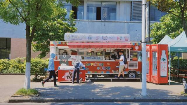 @江苏大学，感谢锅盖面，扬州炒饭一定行