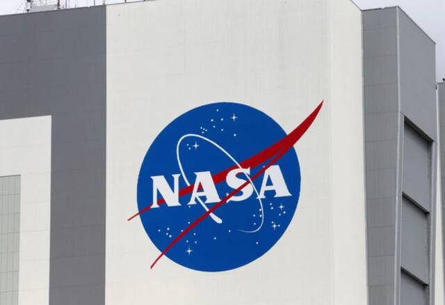 因为蓝色起源起诉 NASA暂停SpaceX月球着陆器合同