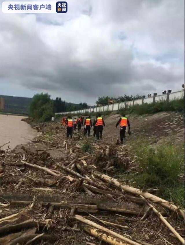 西安蓝田：3名电信设备维修员暴雨中失联 正全力搜救