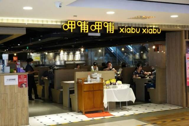 被吐槽“越来越贵”，知名品牌决定关店200家！很多上海人吃过