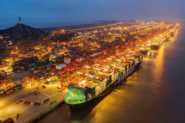 上海洋山深水港。图|视觉中国