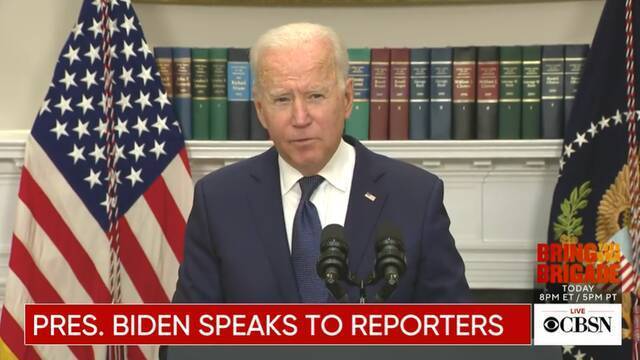 拜登在白宫发表讲话，并答记者问（视频截图）