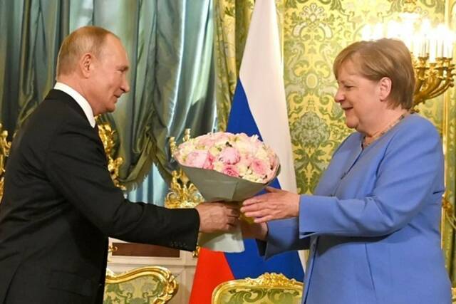 当地时间2021年8月20日，俄罗斯莫斯科，俄罗斯总统普京会见德国总理默克尔。图/IC photo