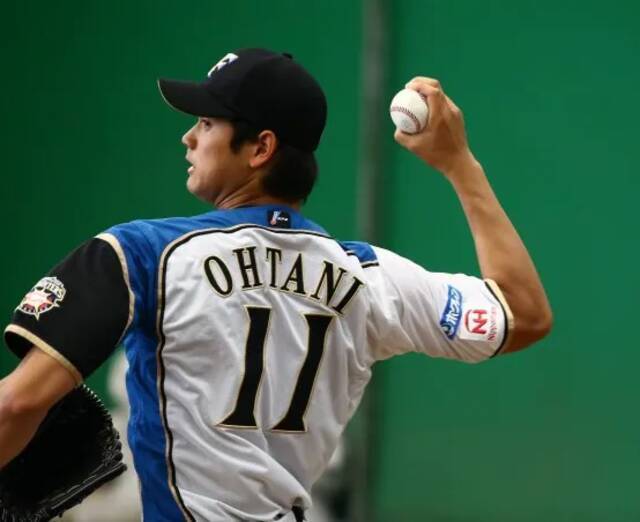 大谷翔平棒球场上不断创下记录 获日本媒体盛赞