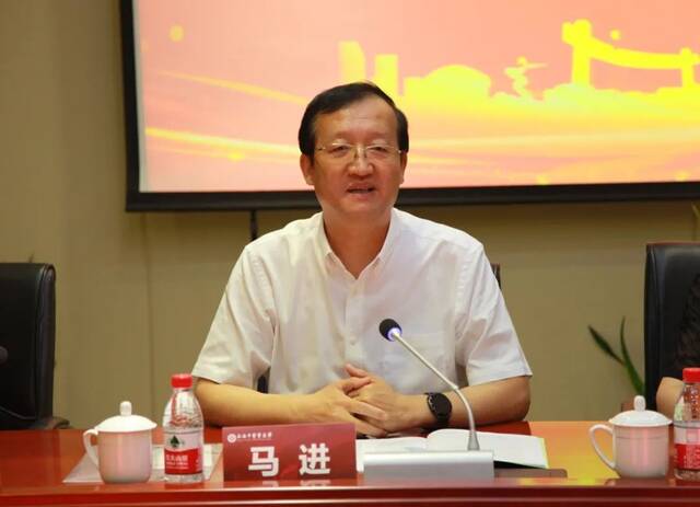 新闻  中国致公党上海中医药大学第三次党员大会召开
