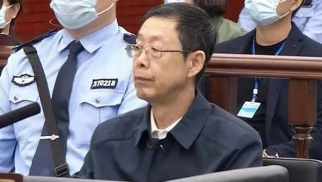 受贿4.6亿 中央巡视组原副组长董宏4个神秘身份被揭开