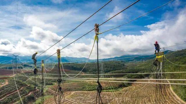 中老铁路西双版纳段建设现场（王宇龙丽琼摄）