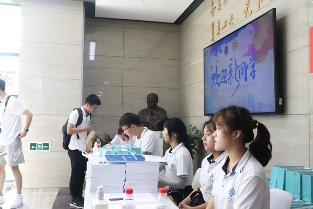 终于等到你！上海大学迎来2021级研究生新生报到入学