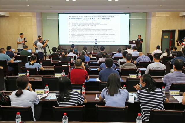 科学研究 诚信为先 重庆大学举办首届科研诚信国际学术报告会