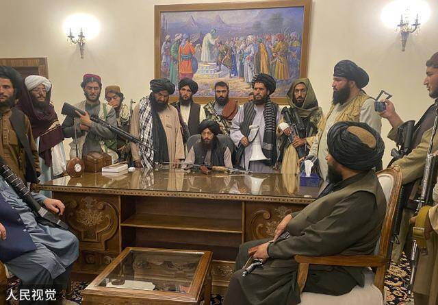 塔利班迅速夺取阿富汗控制权