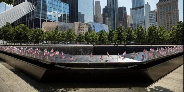 美国9·11国家纪念博物馆来源：美国9·11国家纪念博物馆官方网站，摄影JIN S。 LEE