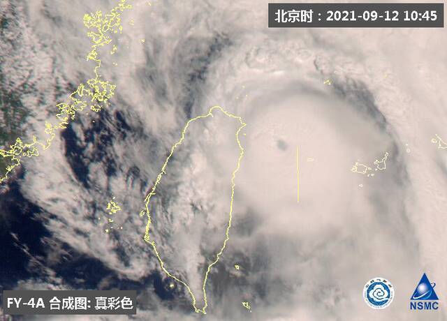 今天上午，“灿都”核心结构仍非常紧实，台风眼较清晰。图源：国家卫星气象中心