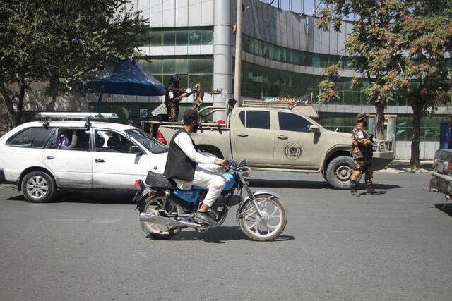 这是9月8日拍摄的阿富汗喀布尔街头。（新华社发，塞夫拉赫曼·萨菲摄）