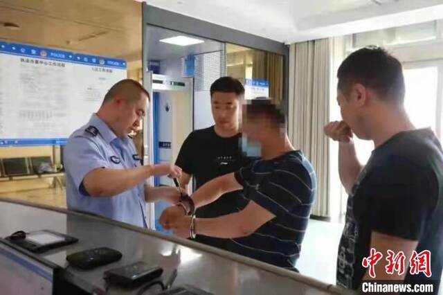 目前，6名犯罪嫌疑人已被依法逮捕，案件仍在进一步深挖扩线中。晋城市公安局供图