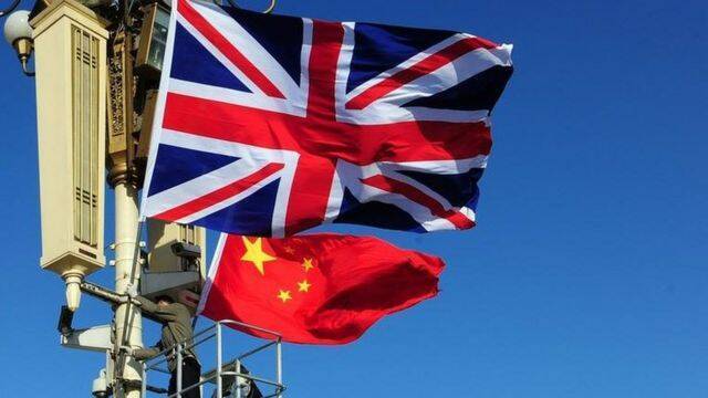 英国驻华大使以后别来人民大会堂了