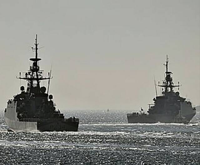 巡逻舰“添马”号和“斯佩”号于9月上旬从英国出发（图片来源：日媒）