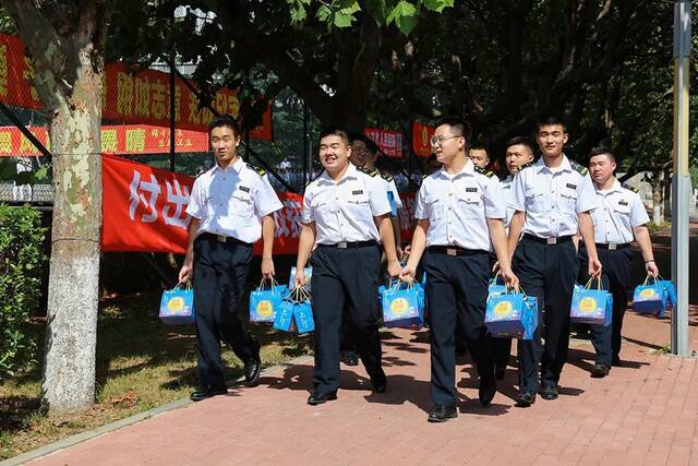 平安！团圆！海大学子专属的中秋礼物超暖心！