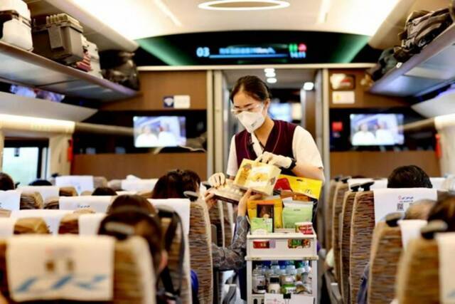 北京局集团公司中秋小长假发送旅客297.1万人次