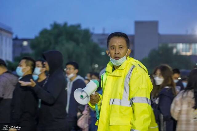 全员核酸检测，不舍昼夜，戮力同心，哈尔滨加油！