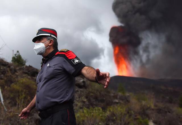 全球连线 丨 火山仍在喷发！这个三毛曾“流浪”的西班牙小岛怎样了？