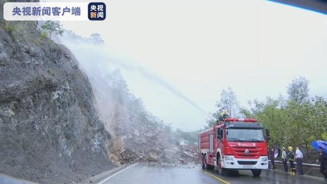 四川发布山洪灾害蓝色预警 强降雨致部分城区内涝严重