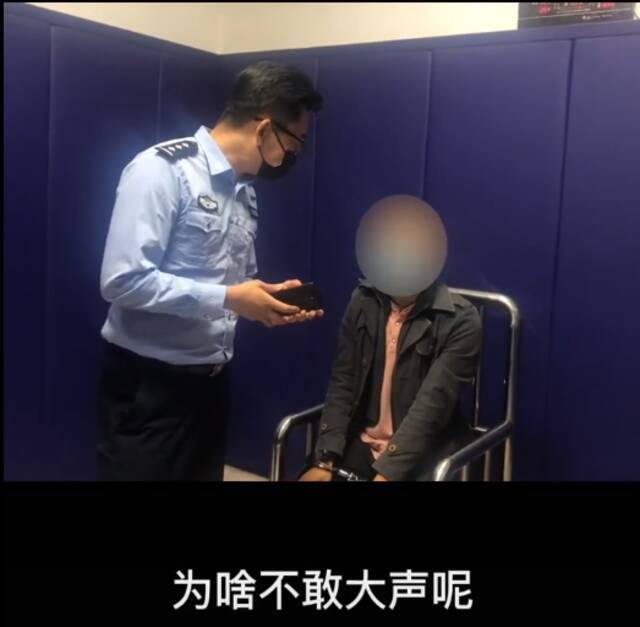 辽宁男子私家车张贴日本军旗等辱华车贴，被拘留15日罚款1000元