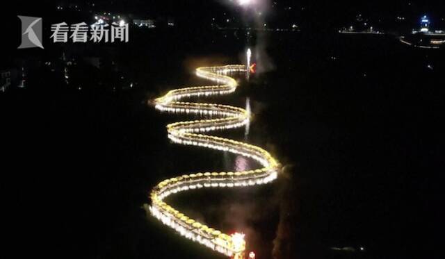 视频｜桂林国庆奇幻夜！720米“金色巨龙”游弋遇龙河