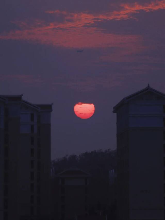 “想和你分享，我在厦大遇见的每一场晚霞”