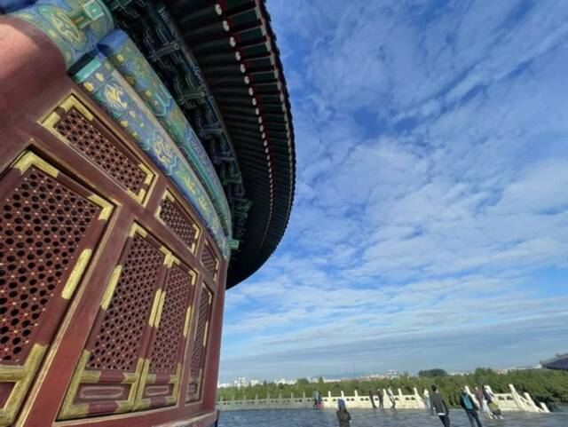 京城雨过天晴！蓝天白云“上线”了！后天又将降雨降温