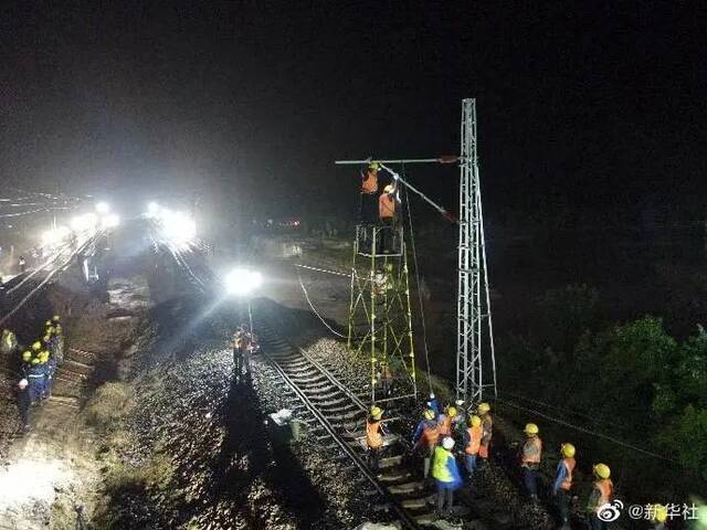 山西遭遇强降雨救援仍在进行，目前最缺这些物资