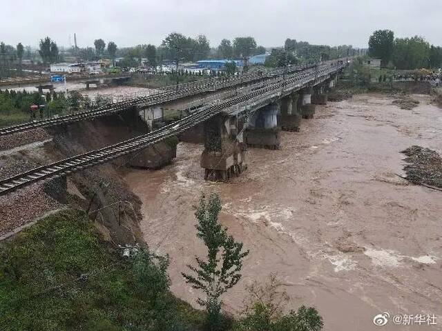 山西遭遇强降雨救援仍在进行，目前最缺这些物资