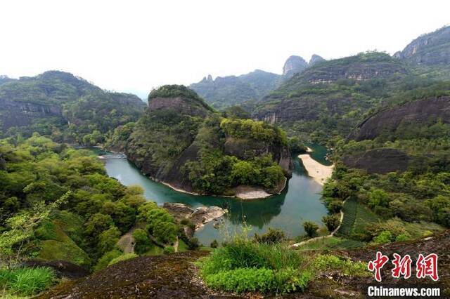 美丽的武夷山水。王东明摄