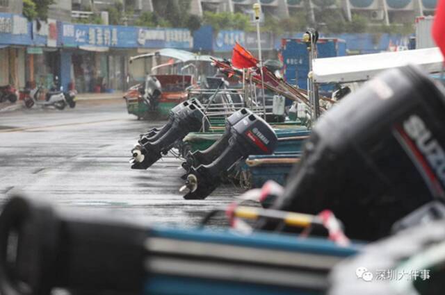 警惕！深圳暴雨橙色预警生效中，629个避难场所开放，网友晒出“大招”