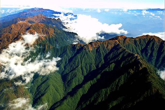 高黎贡山风光杜晓红摄