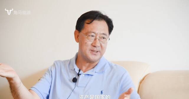 “蛀虫”谢长军被公诉：涉罕见罪名 春节前被拿下 退休后还写了本书