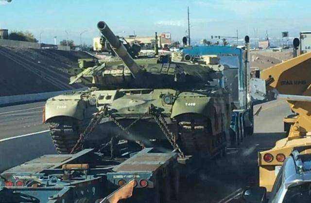 乌克兰向美军交付“堡垒”坦克 外媒：已经不是第一次这么干了