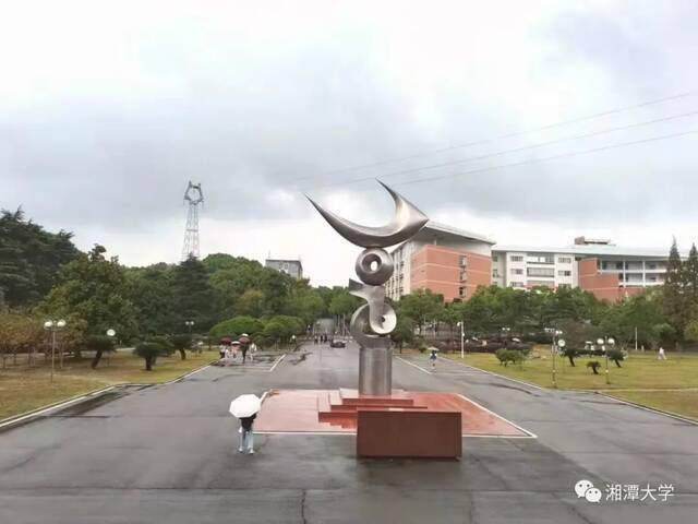 10月21日  星期四  雨