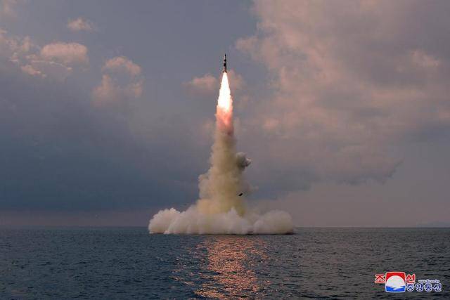 朝鲜宣布成功试射新型潜射弹道导弹 引发美韩关注