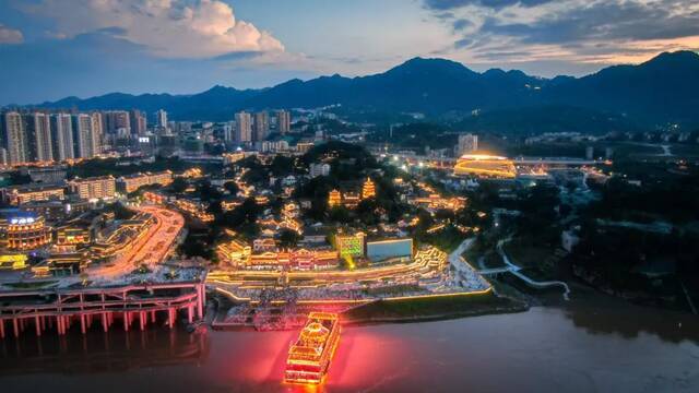 磁器口夜景（资料图）重庆市规划和自然资源局供图