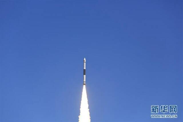 2018年9月29日，我国在酒泉卫星发射中心用快舟一号甲固体运载火箭，成功将微厘空间一号试验卫星送入预定轨道。新华社发（杨晓博摄）