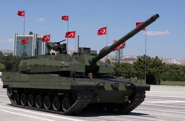 土耳其与韩国签署军贸大单 由韩国为土耳其国产坦克提供发动机