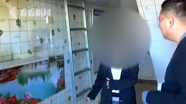 店主刚回屋 床边突然窜出个陌生女子撒腿就跑...