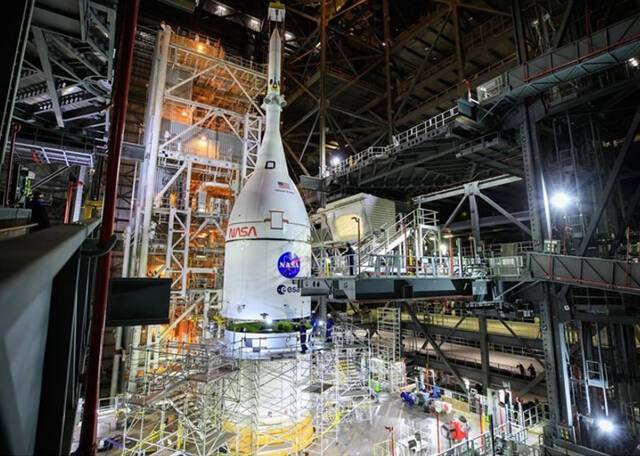 NASA无人太空船猎户座明年初奔月展开月亮女神号一号太空任务