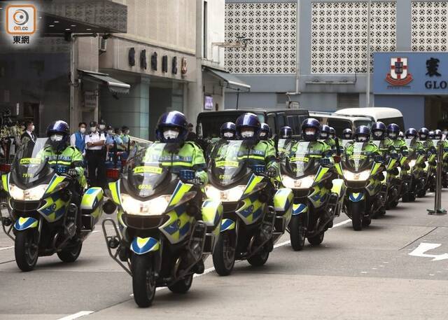 港媒：今天 香港警队为殉职水警总督察林婉仪举行最高荣誉丧礼