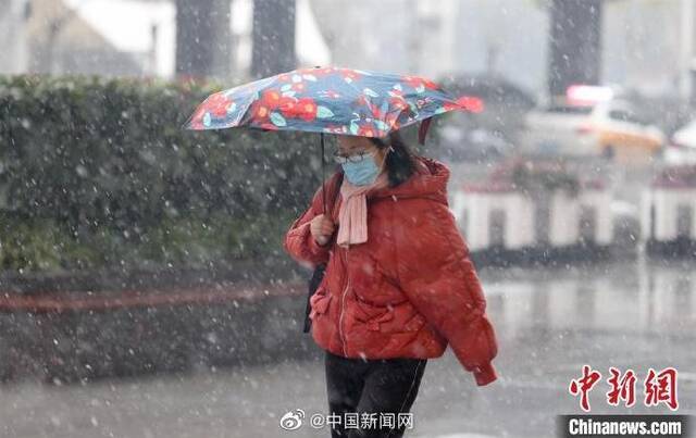 国家气候中心副主任: 今冬南方发生大范围雨雪冰冻可能性较小