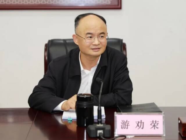 省法院召开全省第二批法院队伍教育整顿领导小组第十二次会议