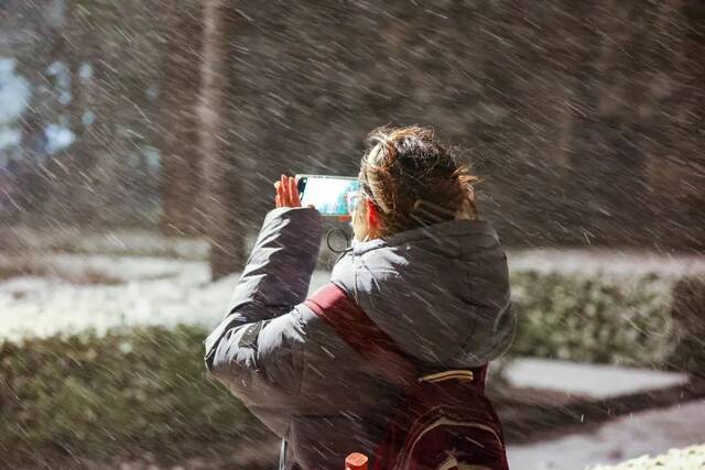 惊艳！北科的初雪！