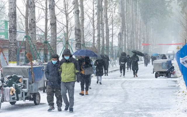 惊艳！北科的初雪！