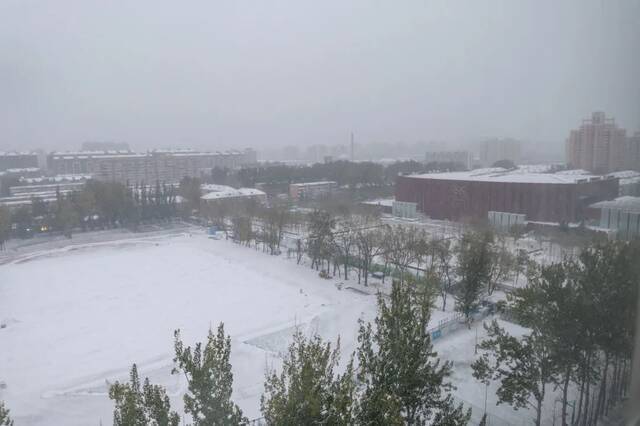 惊艳！北科的初雪！