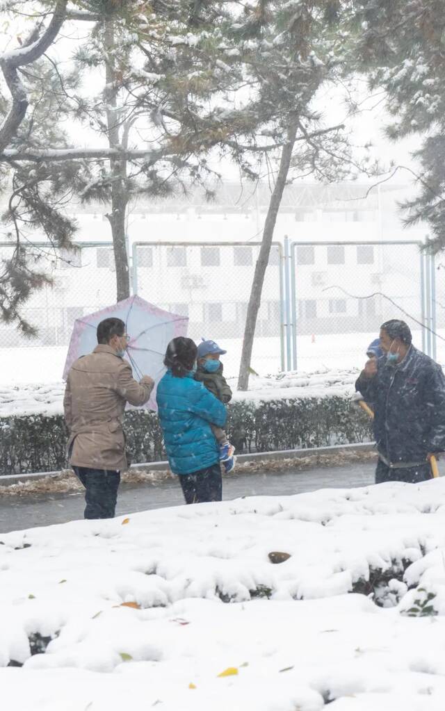 惊艳！北科的初雪！